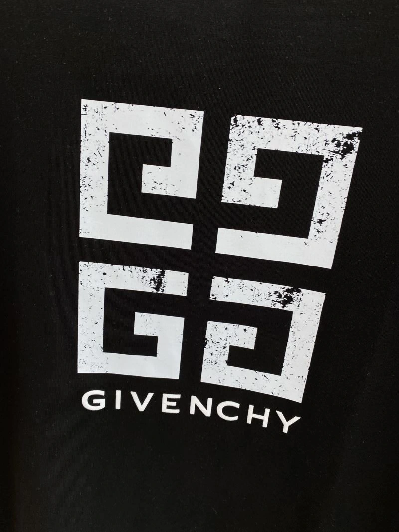 UrbanStyle Givenchy T-Shirts 123838