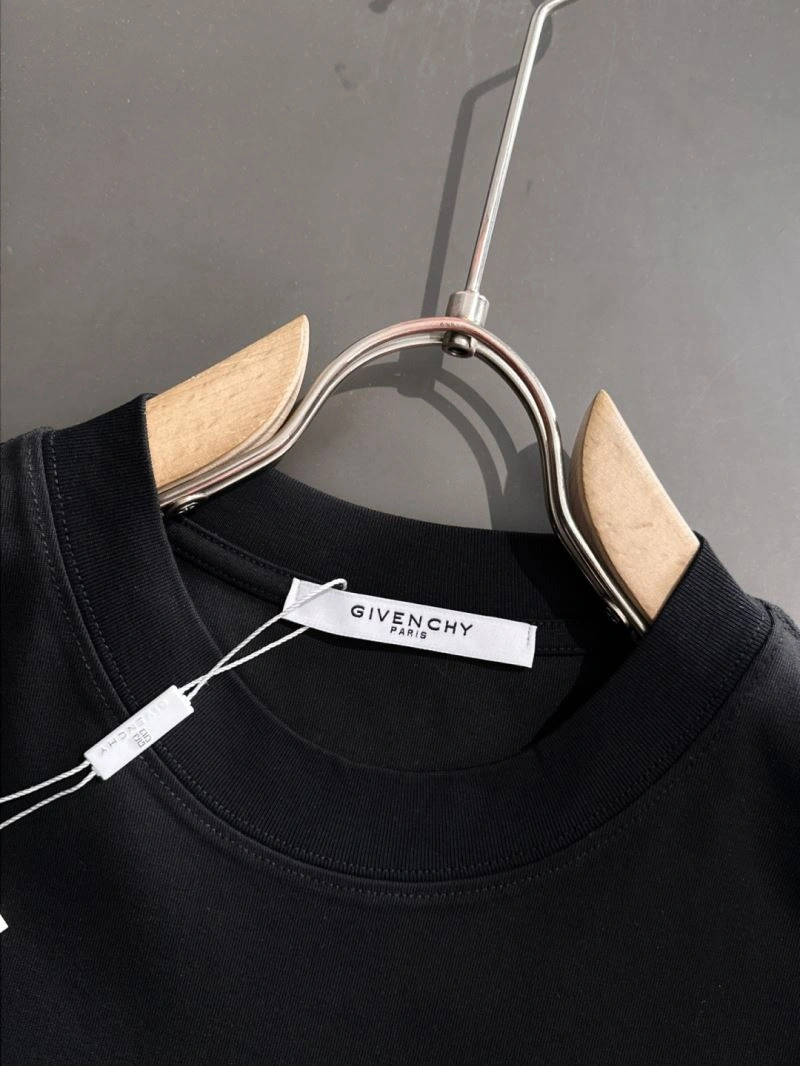 Givenchy T-Shirts Practical 123840
