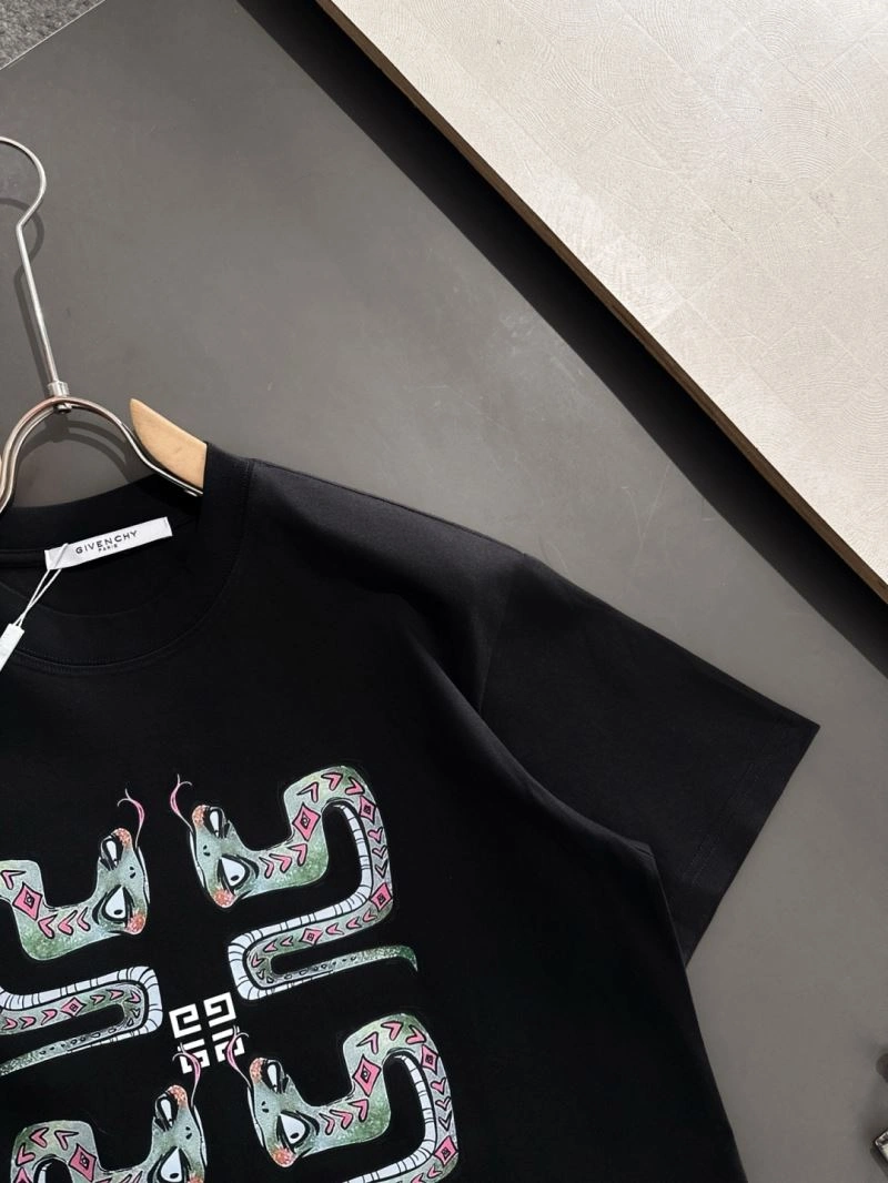 Givenchy T-Shirts Practical 123840