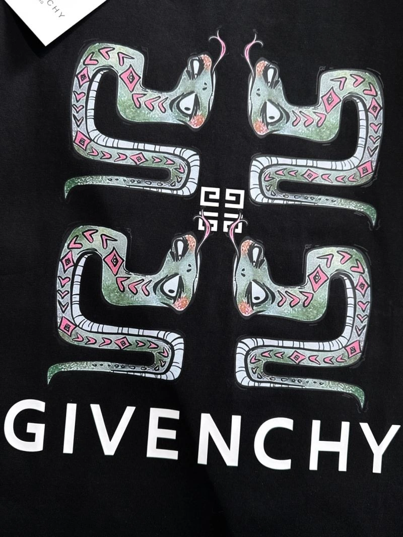 Givenchy T-Shirts Practical 123840