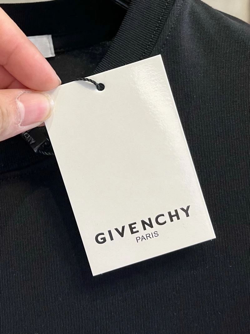 Sleek Givenchy T-Shirts 123831