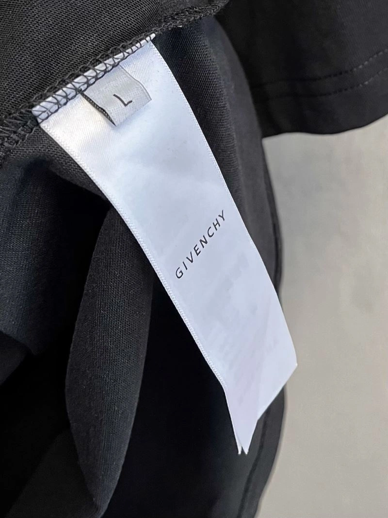 Sleek Givenchy T-Shirts 123831
