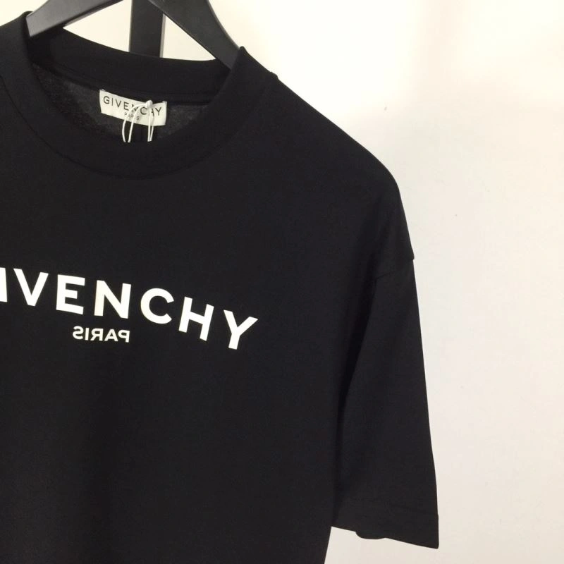 Flexible Givenchy T-Shirts 123829