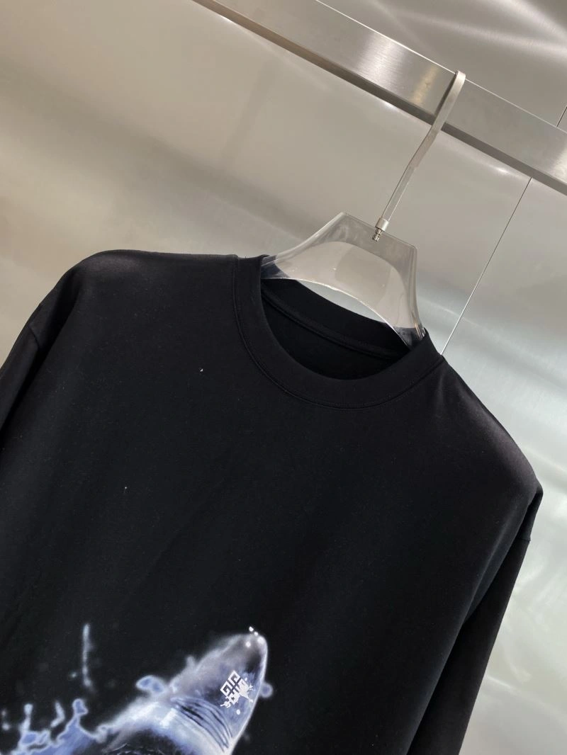 Givenchy T-Shirts Practical 123833