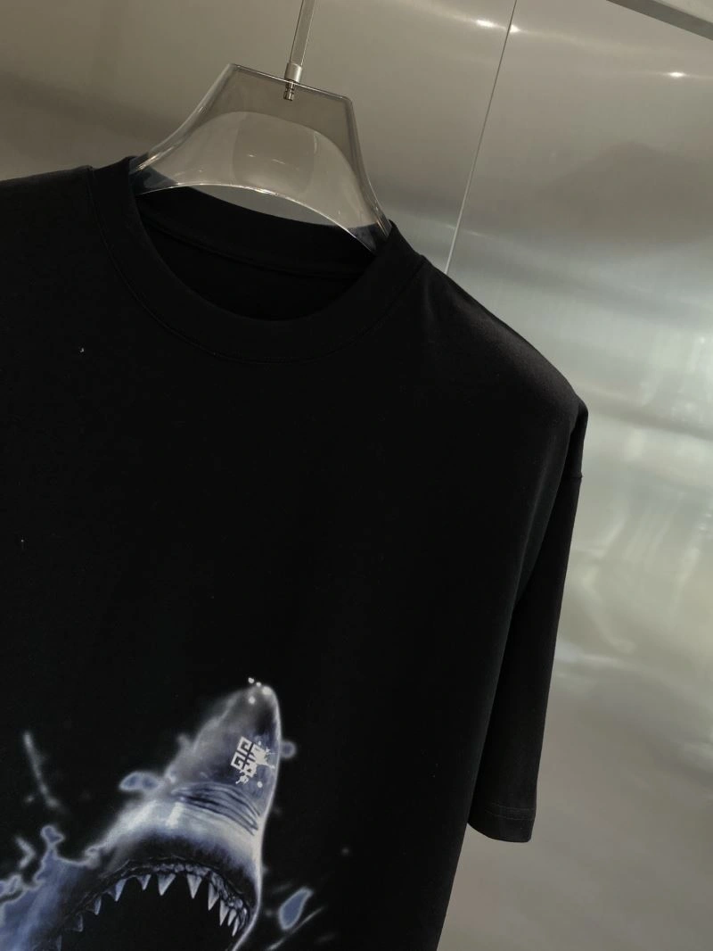 Givenchy T-Shirts Practical 123833