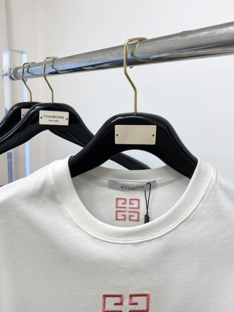 Unique Givenchy T-Shirts 123828