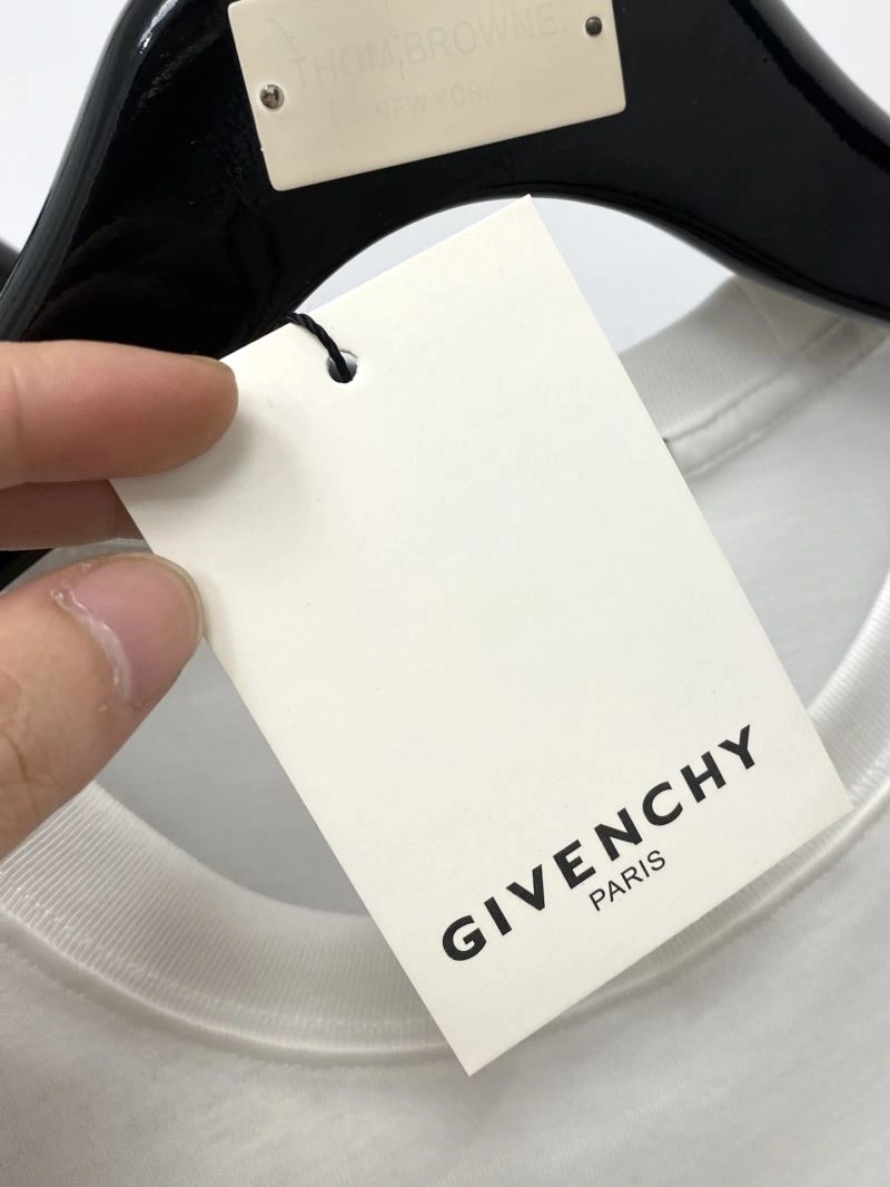 Unique Givenchy T-Shirts 123828