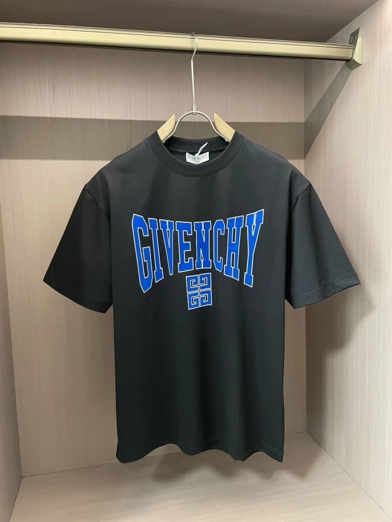 Givenchy T-Shirts Resilient 123837