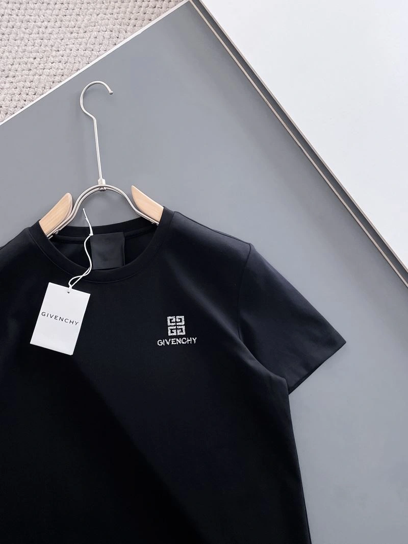 Soft Givenchy T-Shirts 123832