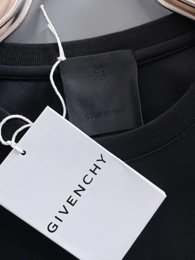 Soft Givenchy T-Shirts 123832