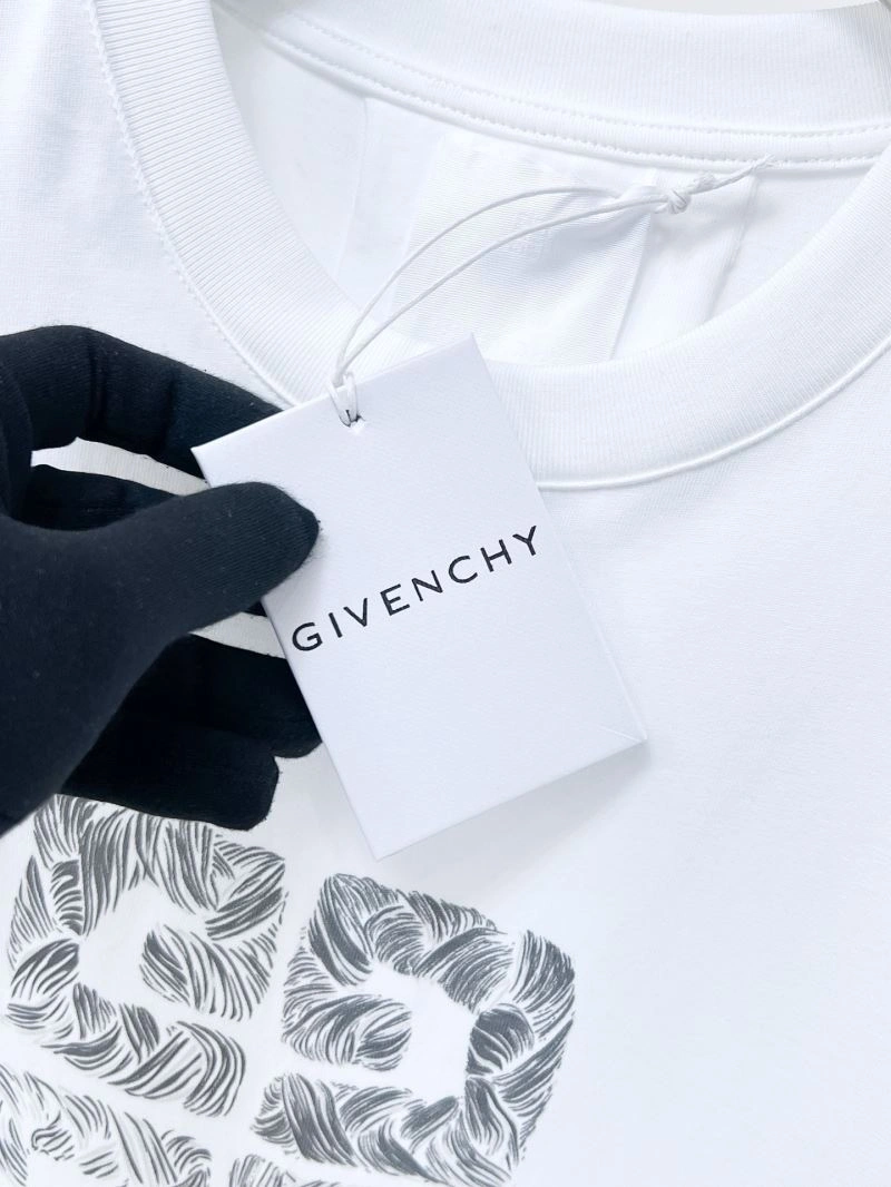 AllSeason Givenchy T-Shirts 123852