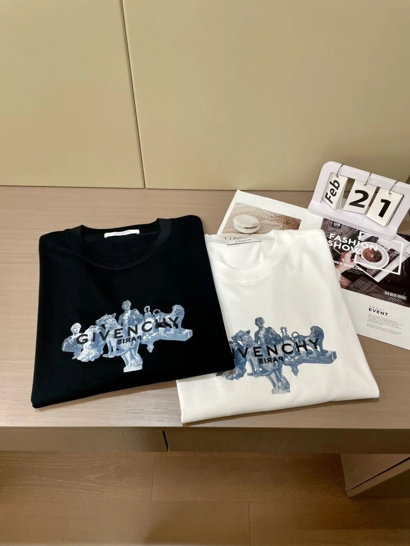 Givenchy T-Shirts Reliable 123808