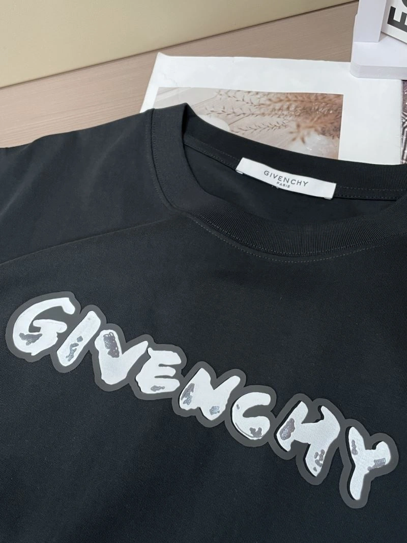 Givenchy T-Shirts Durable 123787