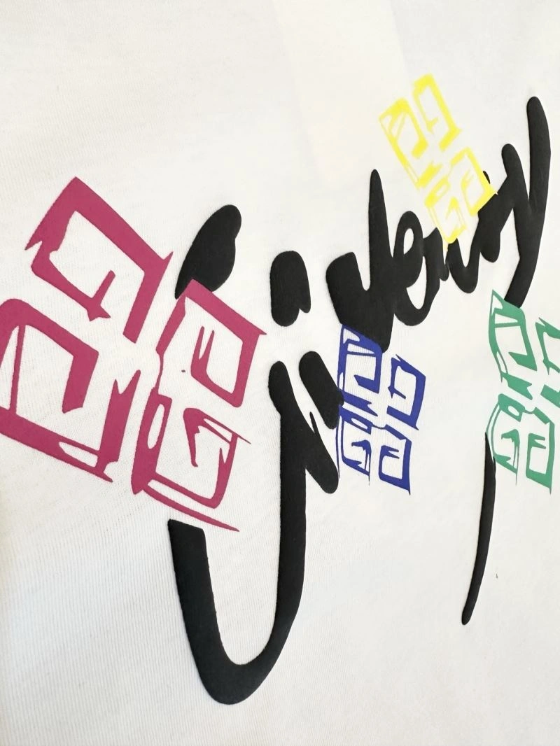 Comfortable Givenchy T-Shirts 123792