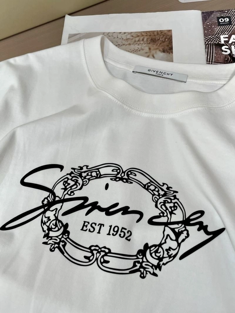 Givenchy T-Shirts SmoothTexture 123805