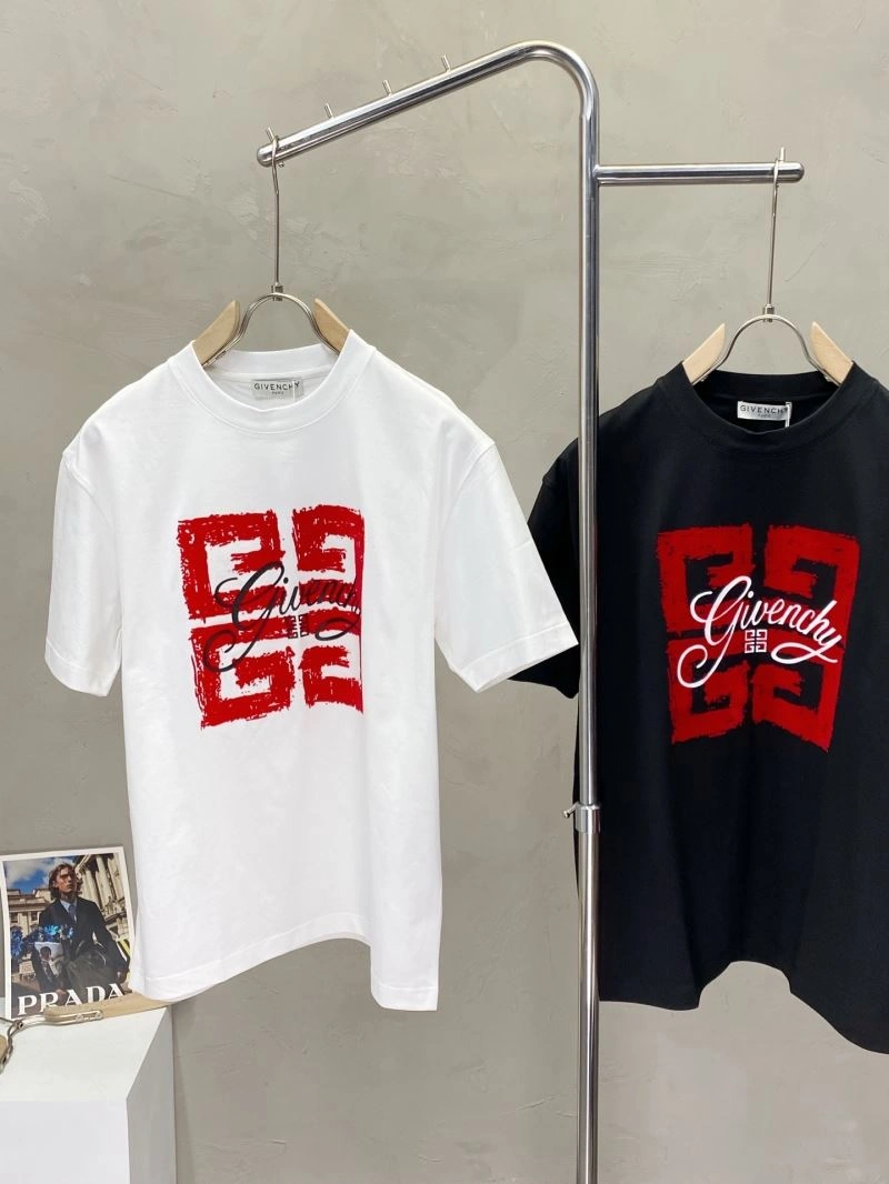 Unisex Givenchy T-Shirts 123810