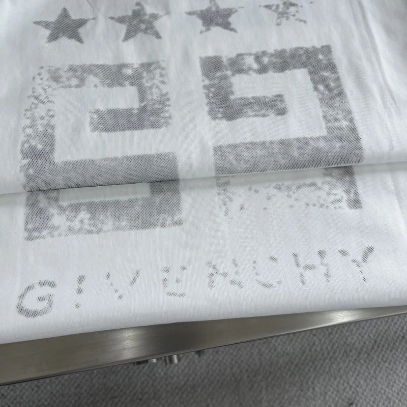 Givenchy T-Shirts Vibrant 123807
