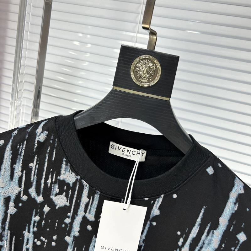 Tailored Givenchy T-Shirts 123781