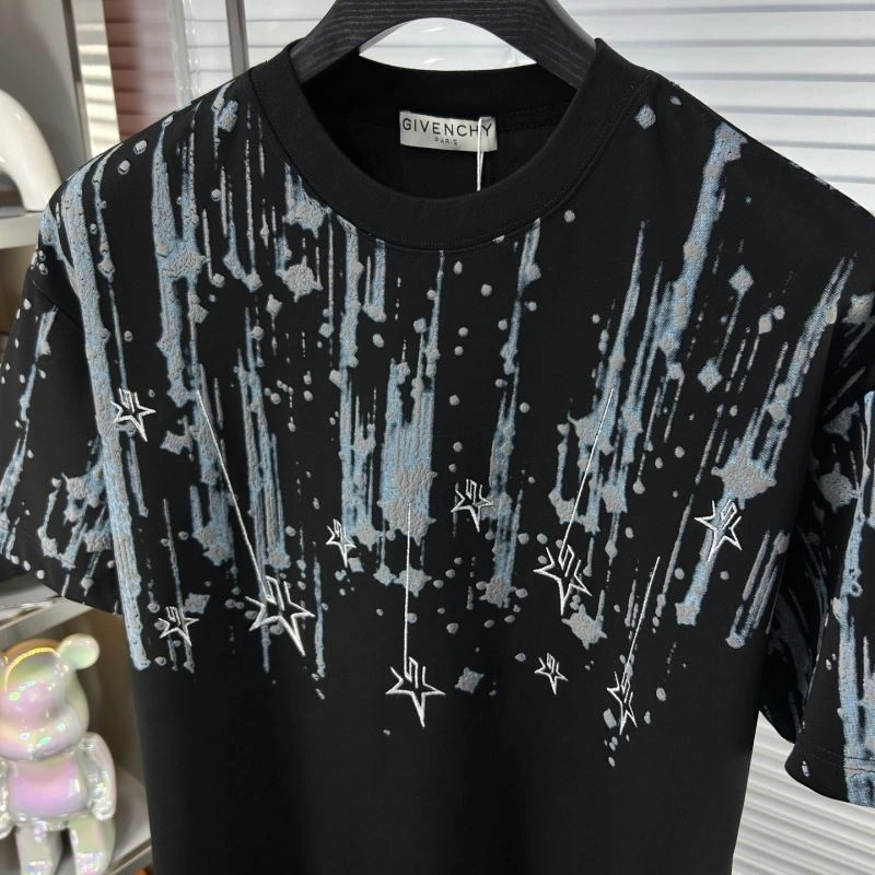 Tailored Givenchy T-Shirts 123781