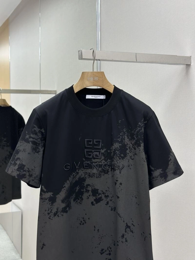 Givenchy T-Shirts Bright 123800