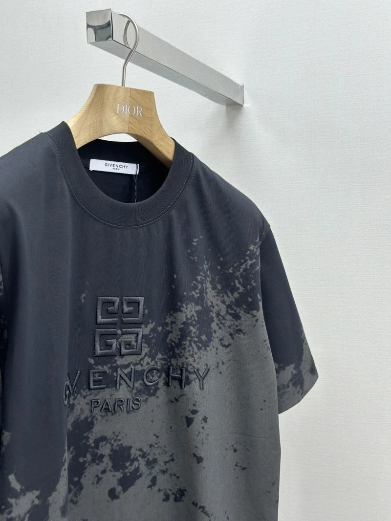 Givenchy T-Shirts Bright 123800