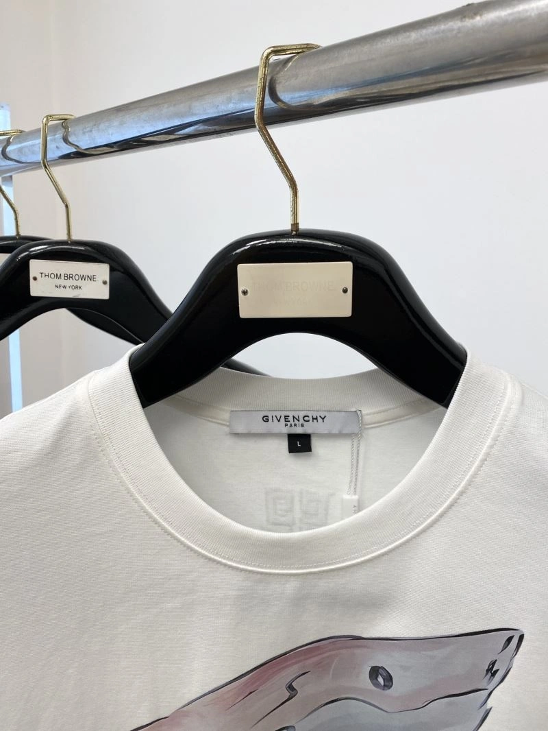 Givenchy T-Shirts OnTrend 123798