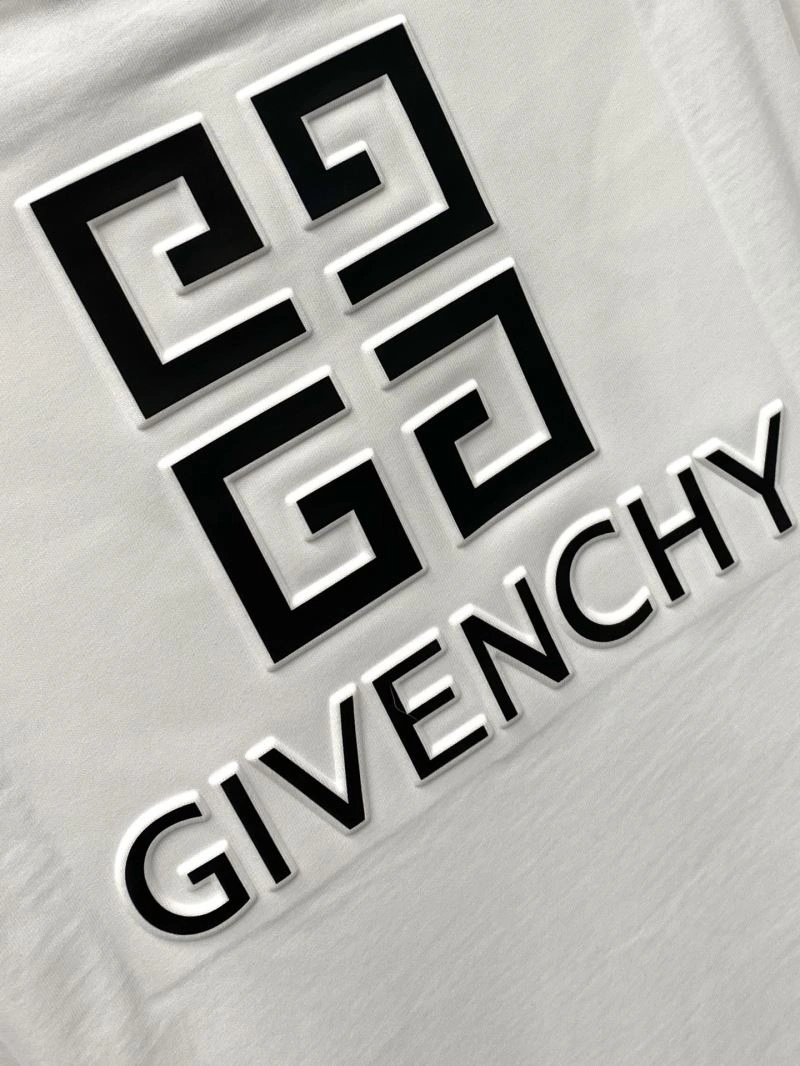 Givenchy T-Shirts Timeless 123768
