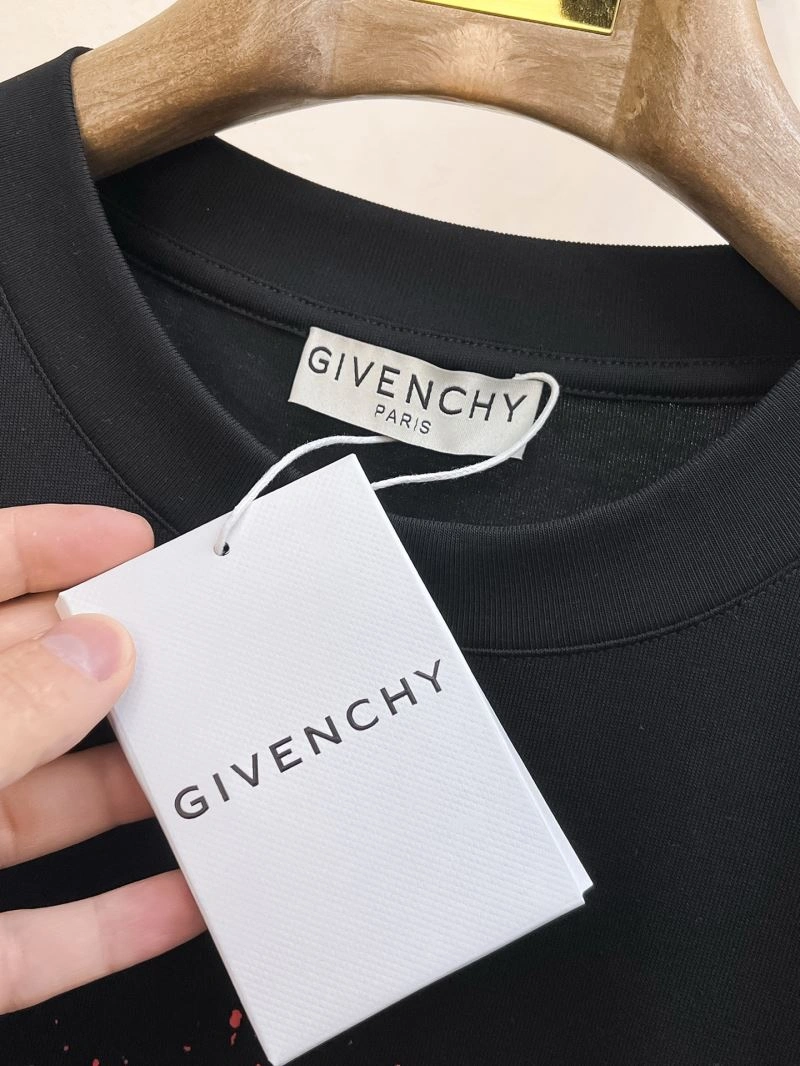 Reliable Givenchy T-Shirts 123758
