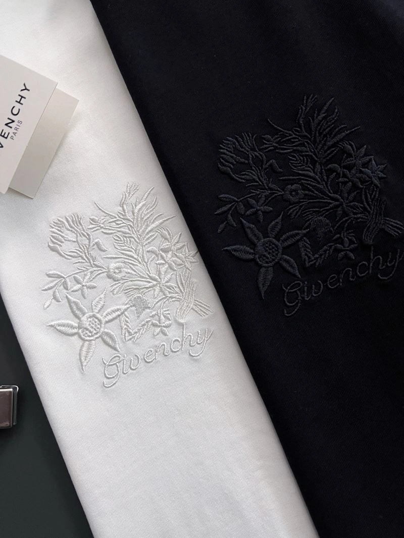 Givenchy T-Shirts SmartChoice 123757