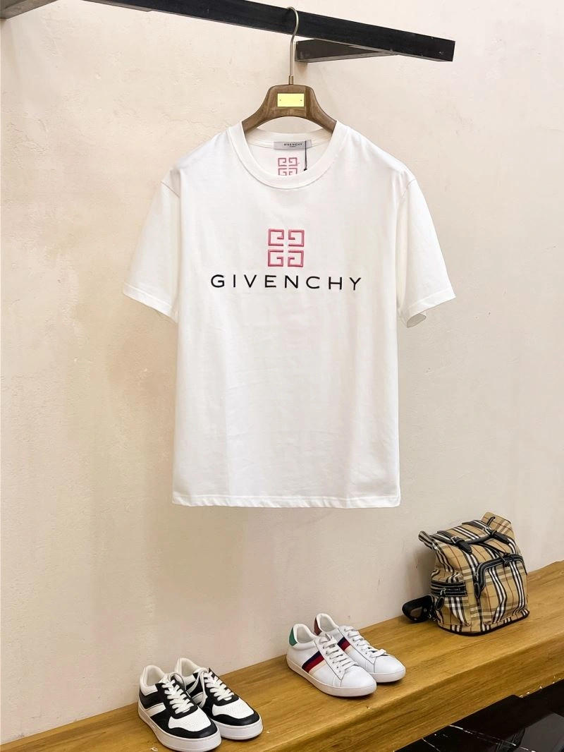 Trendy Givenchy T-Shirts 123750
