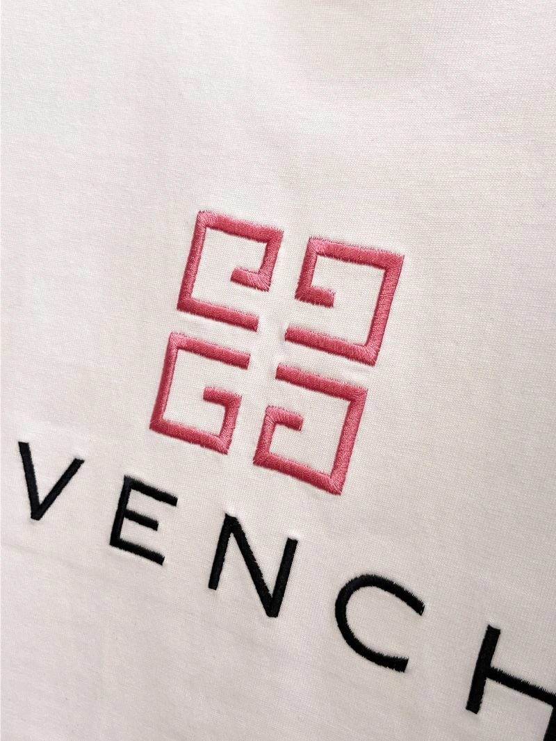 Trendy Givenchy T-Shirts 123750