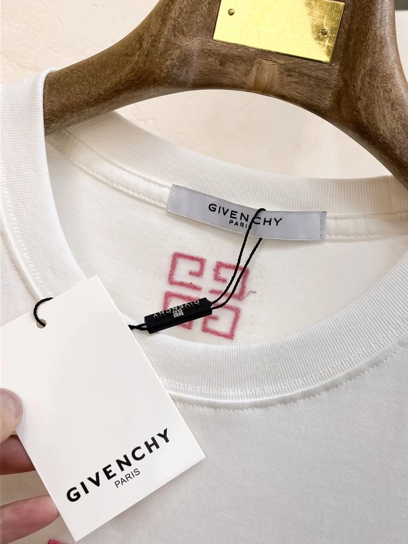 Trendy Givenchy T-Shirts 123750