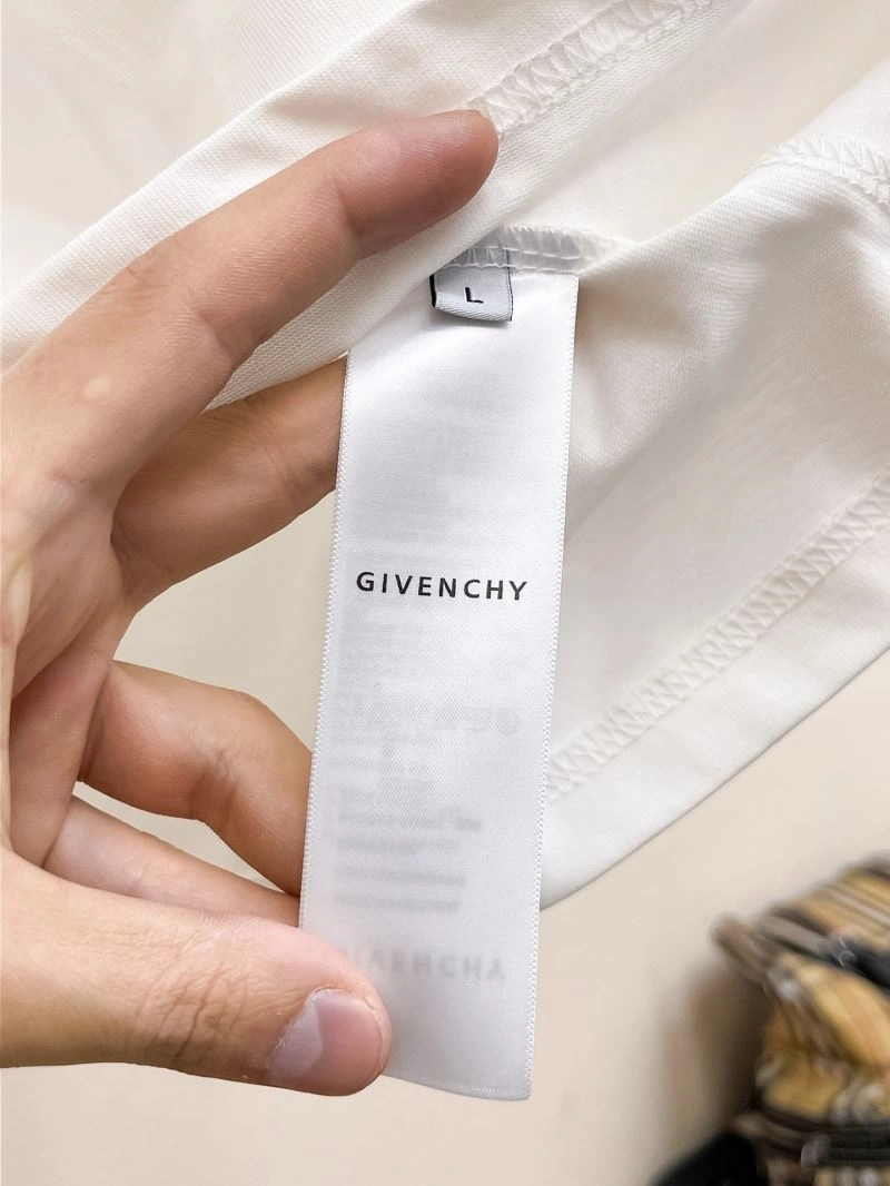 Trendy Givenchy T-Shirts 123750