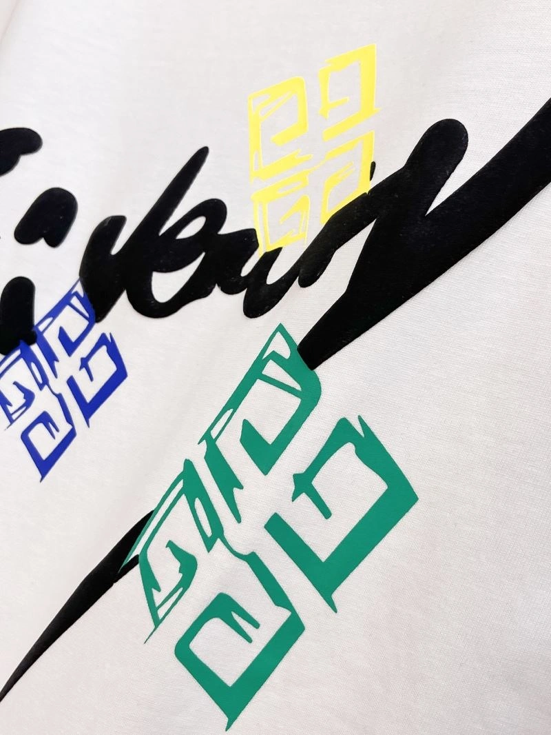 Givenchy T-Shirts Durable 123743