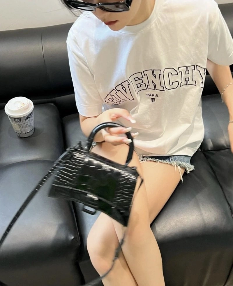 EasyCare Givenchy T-Shirts 123518