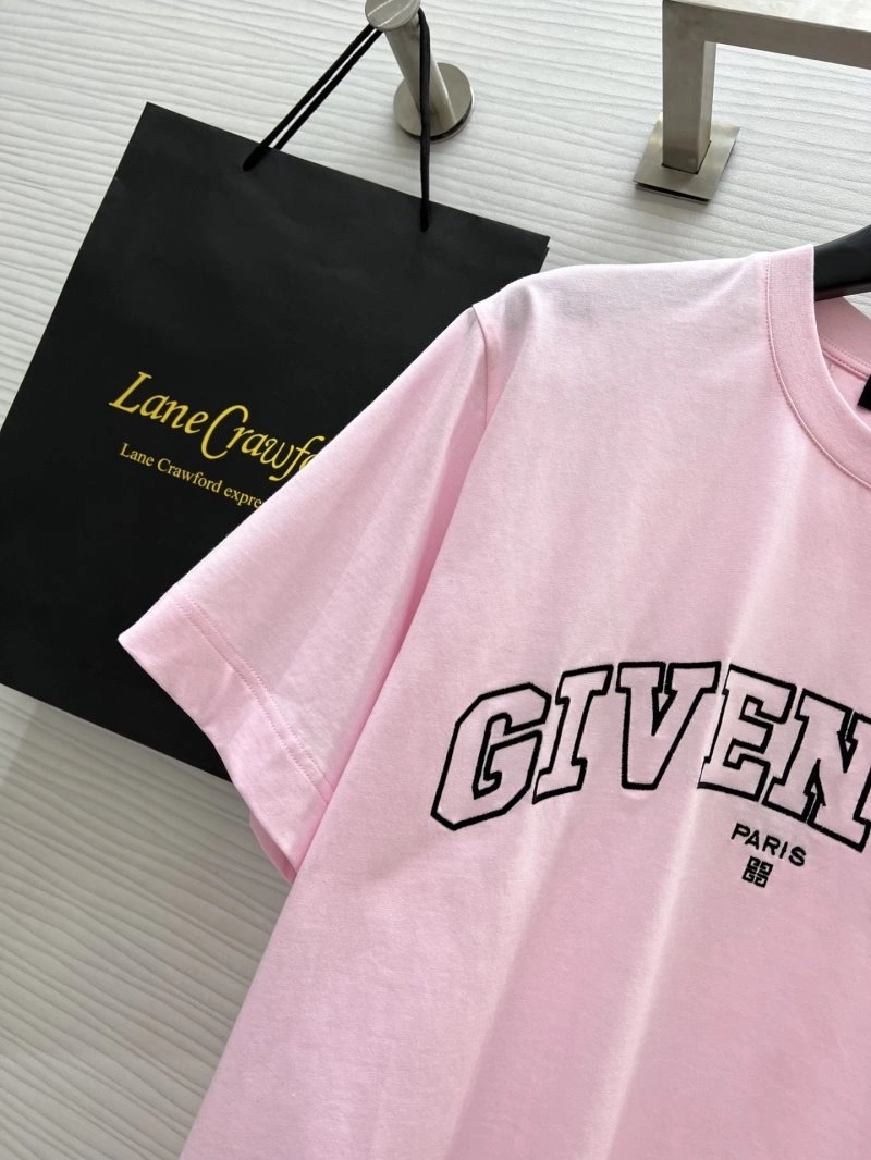 Givenchy T-Shirts TimelessDesign 123512