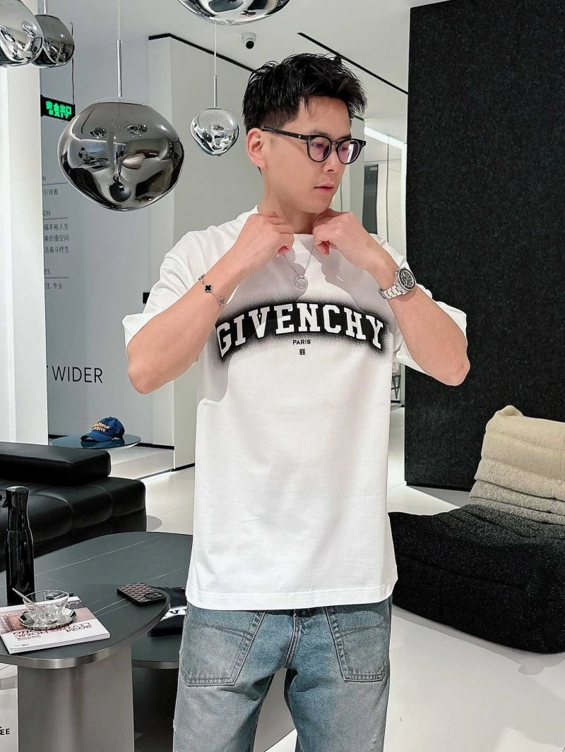 Givenchy T-Shirts Breathable 123725