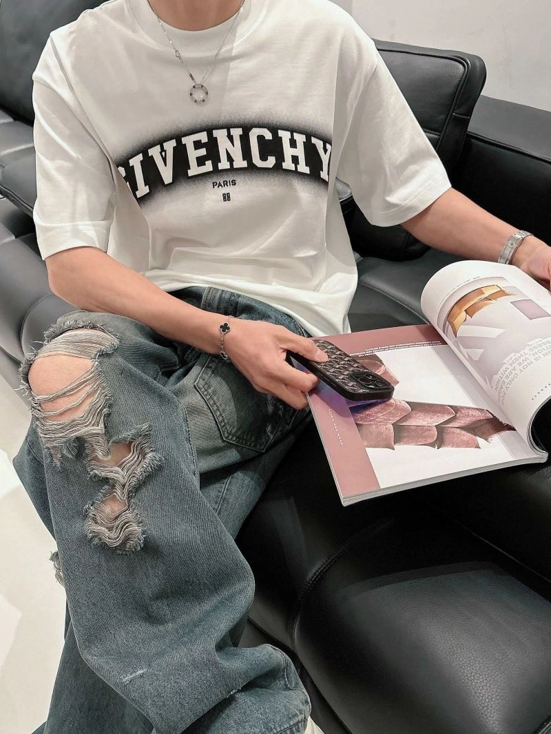 Givenchy T-Shirts Breathable 123725
