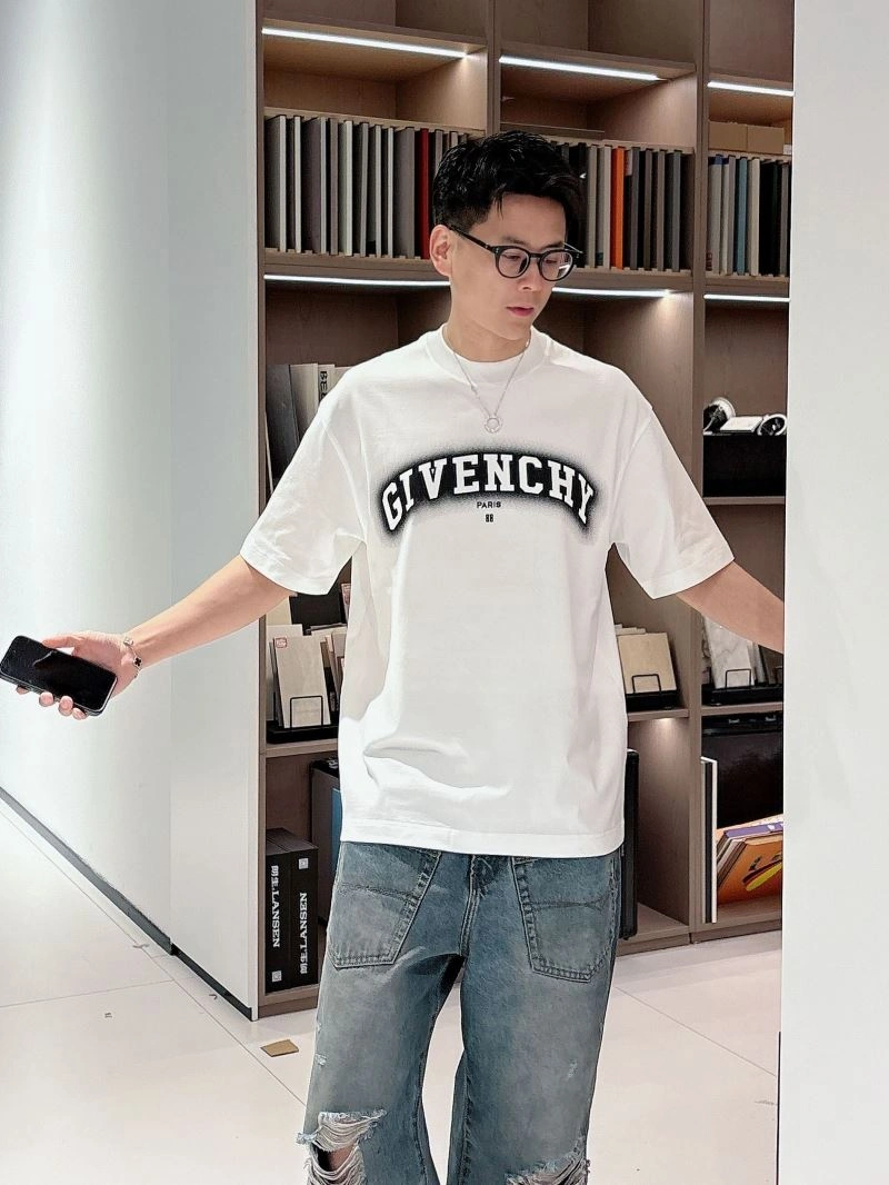 Givenchy T-Shirts Breathable 123725