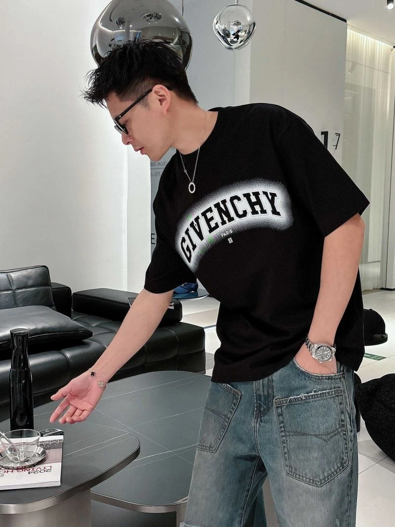 Givenchy T-Shirts Supportive 123723