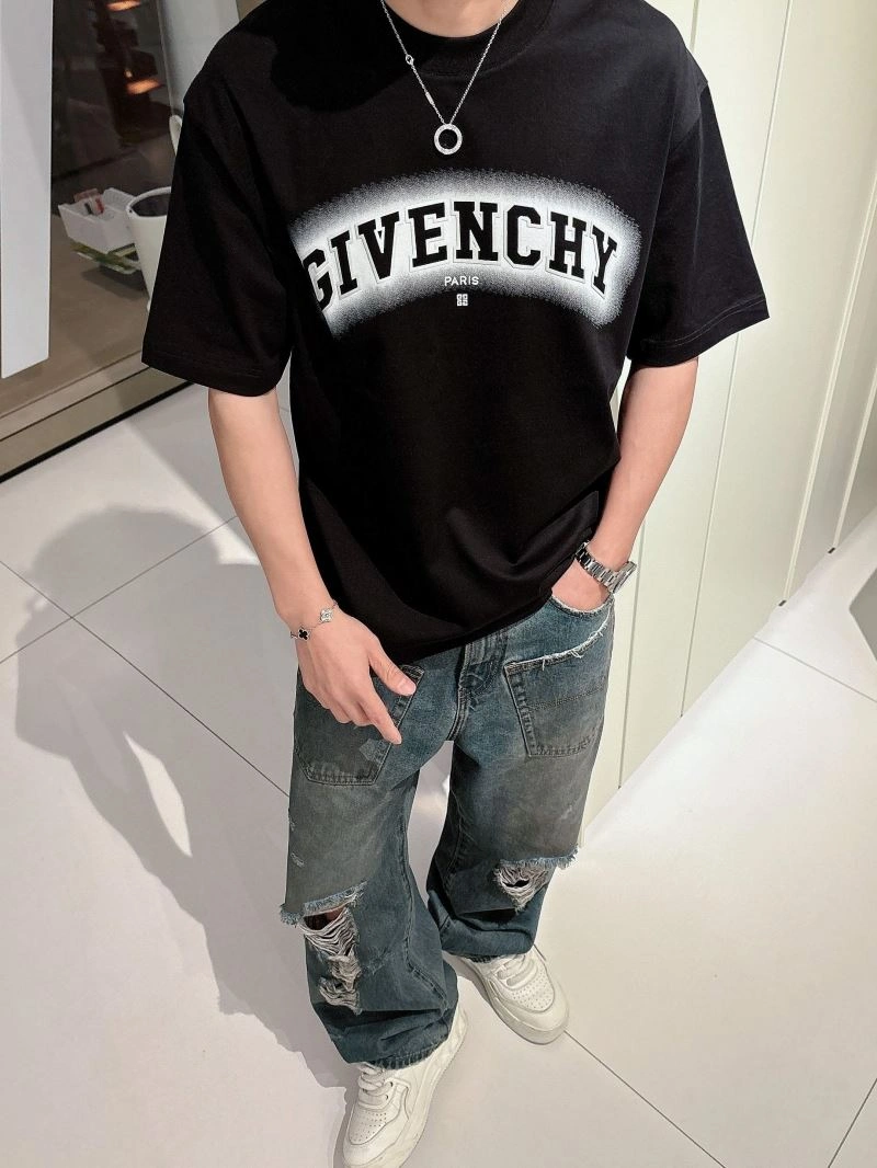 Givenchy T-Shirts Supportive 123723