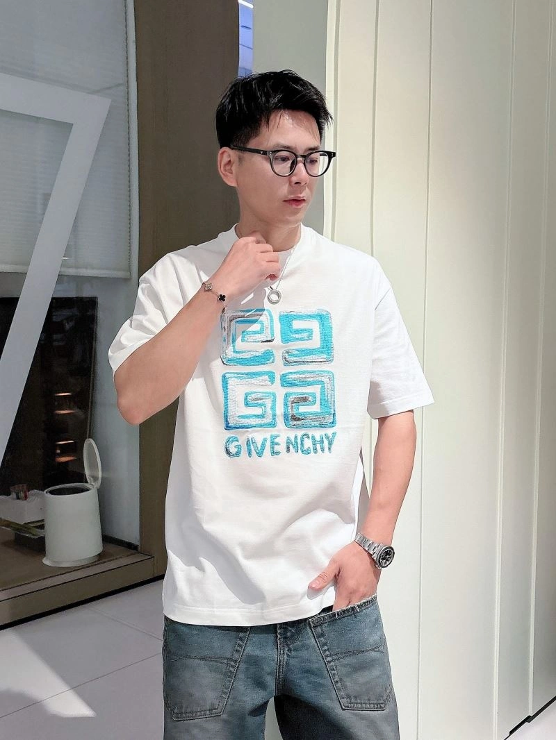 Givenchy T-Shirts Vibrant 123720