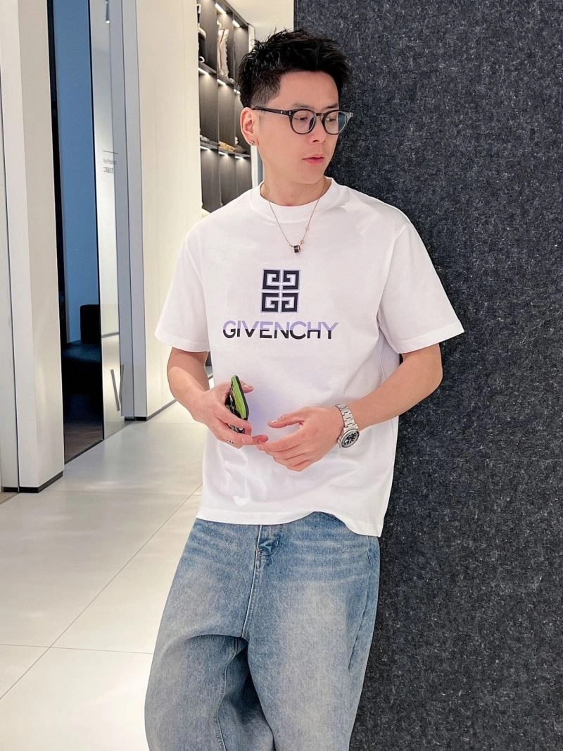Givenchy T-Shirts Seasonal 123715