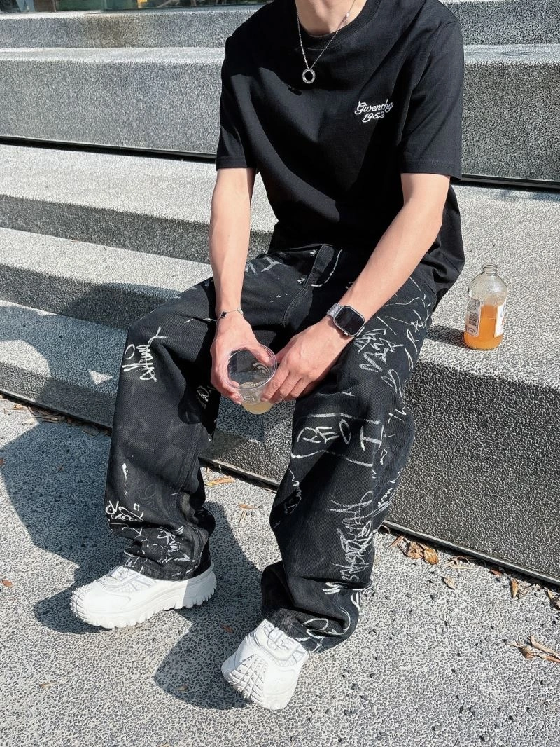 Versatile Givenchy T-Shirts 123716