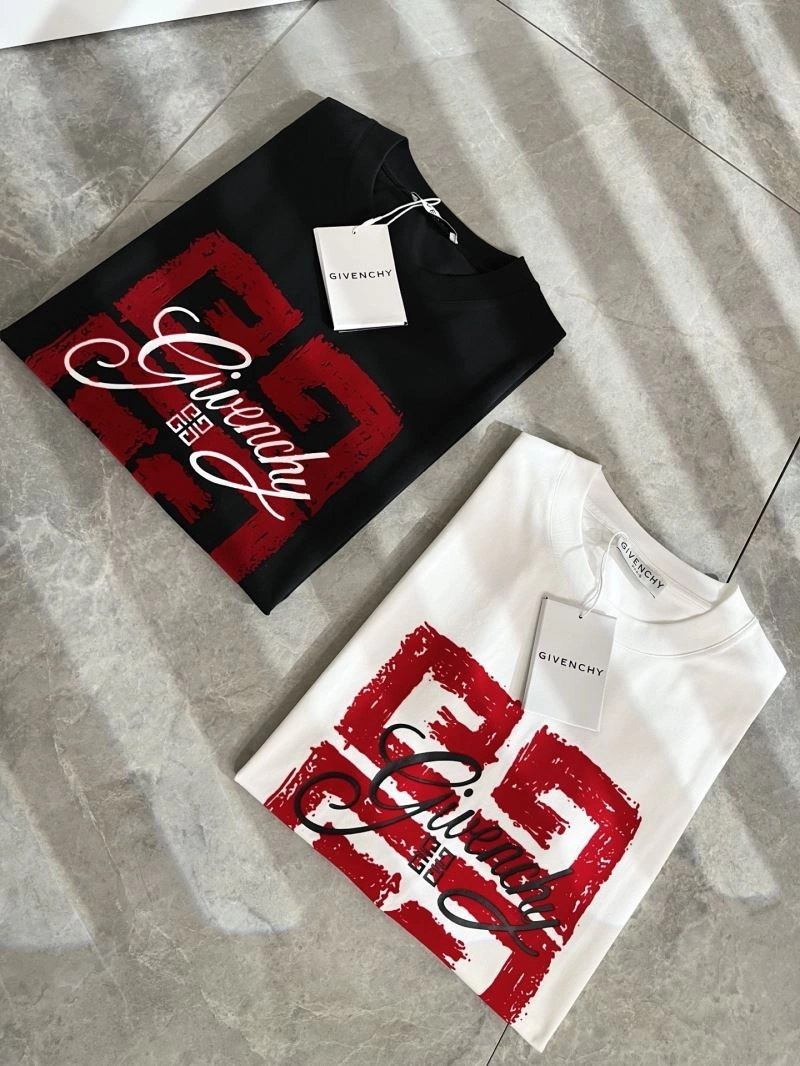 Comfortable Givenchy T-Shirts 123712