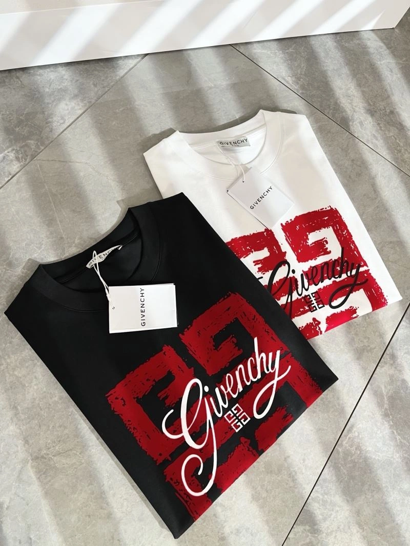 Comfortable Givenchy T-Shirts 123712
