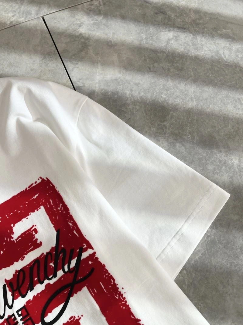 Comfortable Givenchy T-Shirts 123706