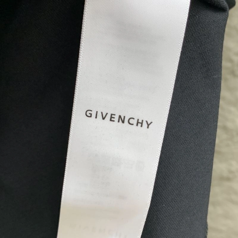 Givenchy T-Shirts Neat 123707