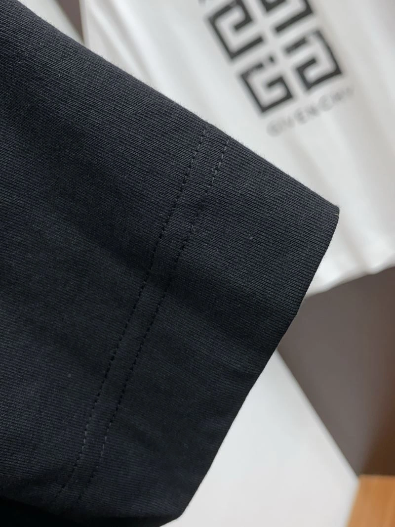 Affordable Givenchy T-Shirts 123703