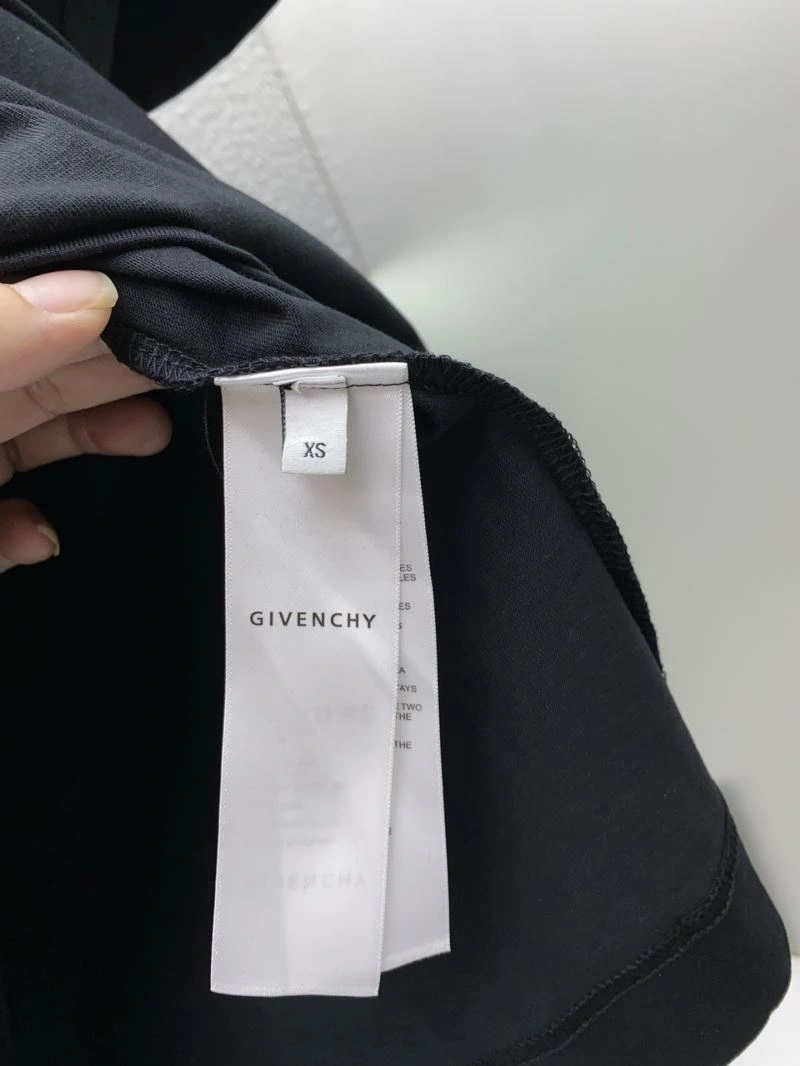 Givenchy T-Shirts WellDesigned 123710